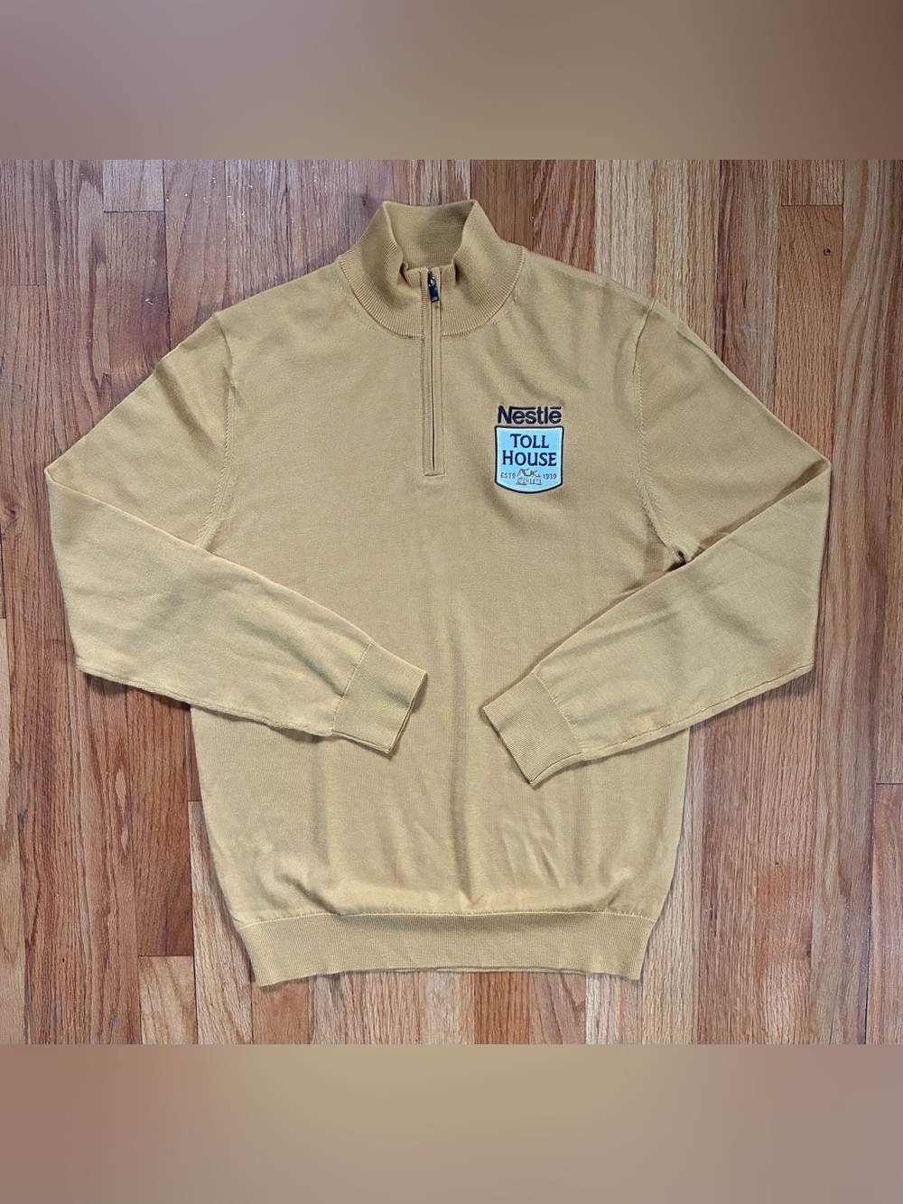 Charles Tyrwhitt Gold Merino Wool 1/4 Zip Mock Neck Sweater Men’s M Nestle Logo